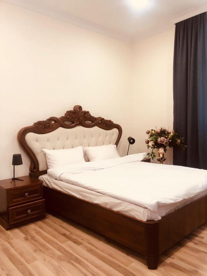 Hasi Hotel Jermuk Extérieur photo