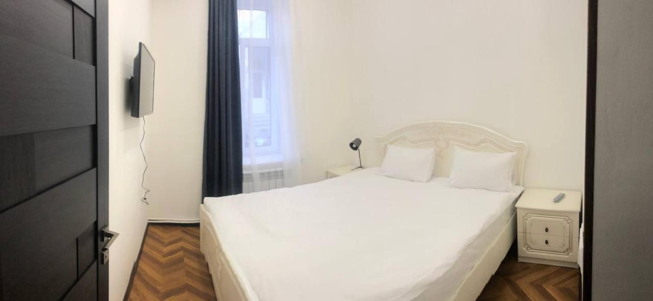 Hasi Hotel Jermuk Extérieur photo