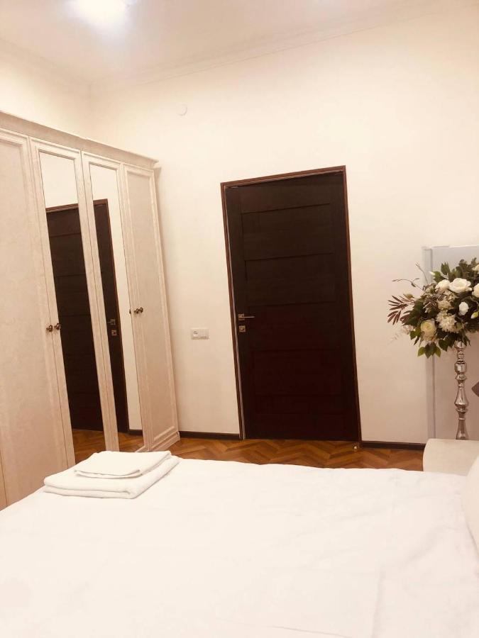 Hasi Hotel Jermuk Extérieur photo
